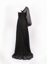 Laden Sie das Bild in den Galerie-Viewer, Abendkleid aus Seidenchiffon Exclusive Collection F/S 2021