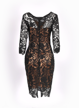Laden Sie das Bild in den Galerie-Viewer, Cocktailkleid  aus Makramee Spitze Exclusive Collection F/S 2021