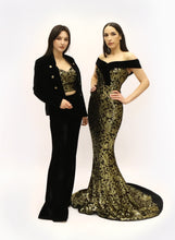 Laden Sie das Bild in den Galerie-Viewer, Abendkleid Exclusive Black Gold Collection  H/W 2021/22 Einzelstück